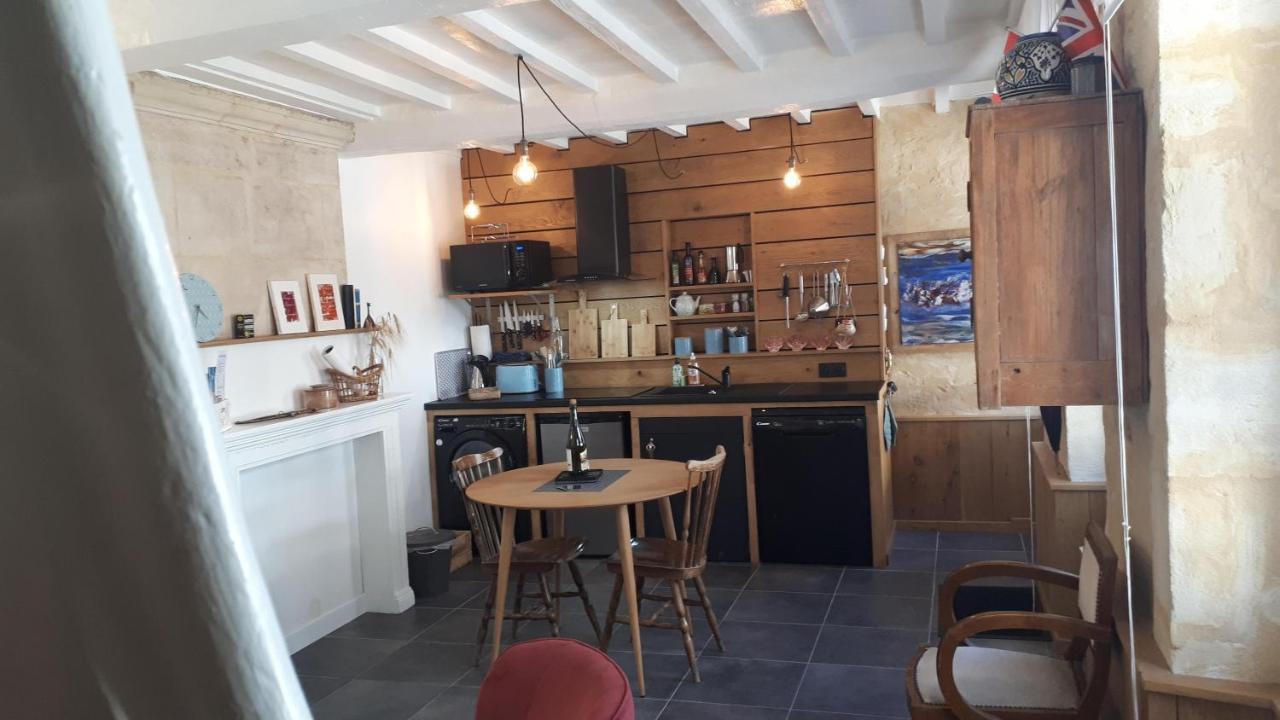 Maison Camille Port-en-Bessin-Huppain Bagian luar foto