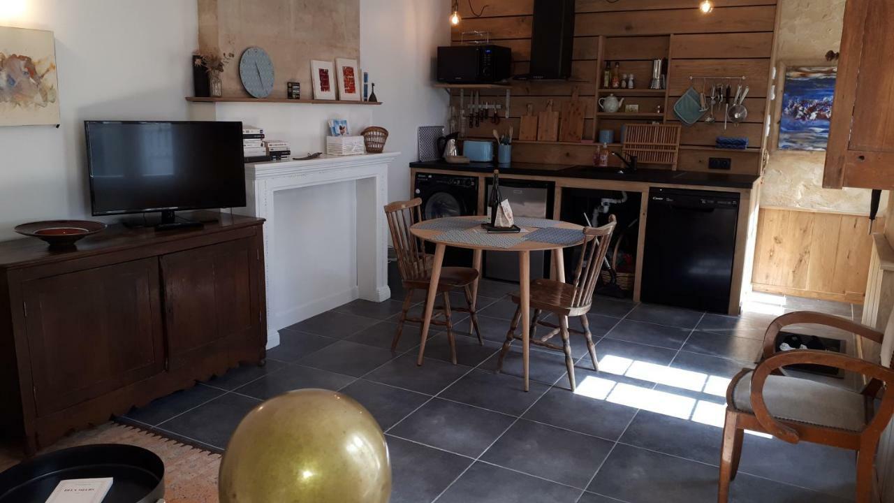 Maison Camille Port-en-Bessin-Huppain Bagian luar foto